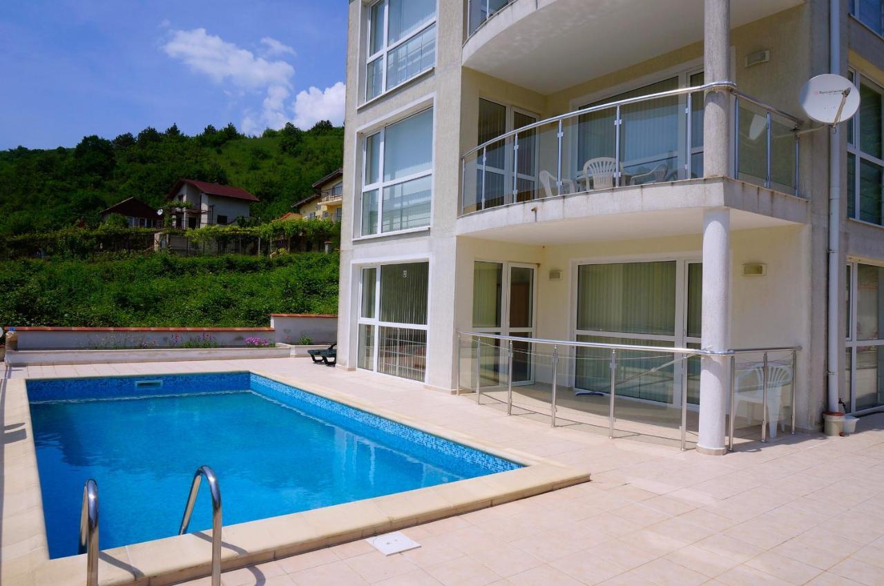 Апартамент Серена - Apartment Serena - Balchik Villa Zone Екстериор снимка